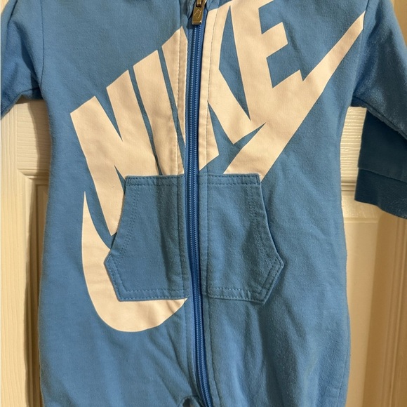 Nike Hooded Romper - Picture 3 of 9